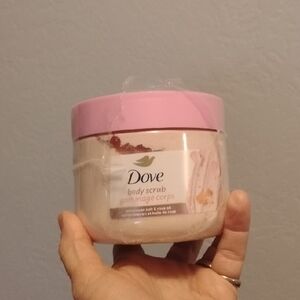Dove Pink Body Scrub
